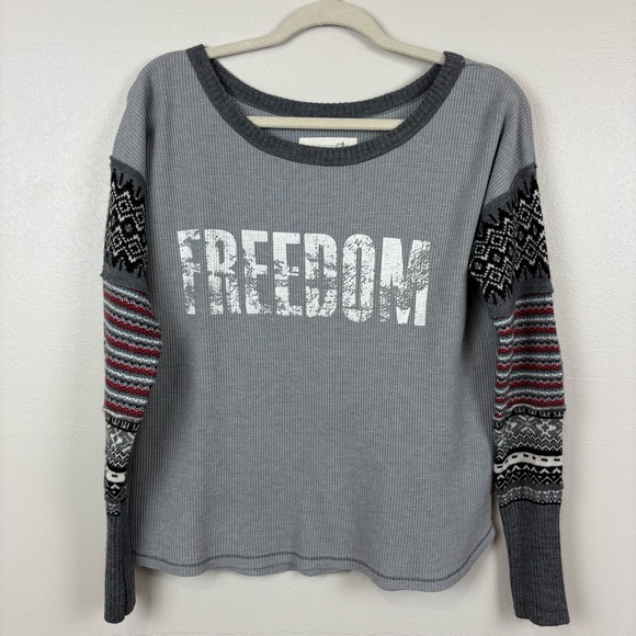 We the Free by FP Thermal Waffle Knit Top "FREEDOM" Size S Gray Grunge Knit - Picture 14 of 17